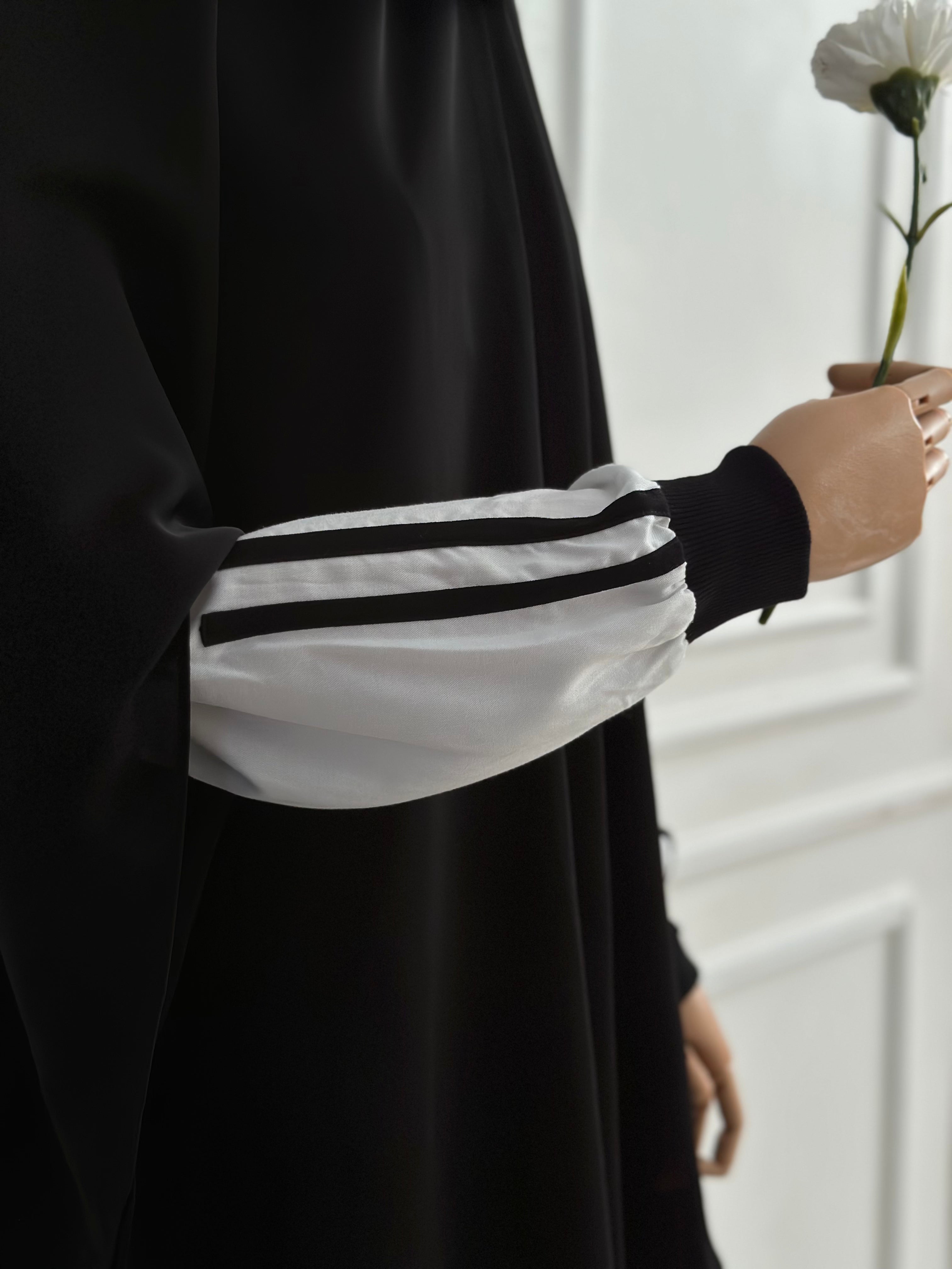 Dress Gayatri Black-BW